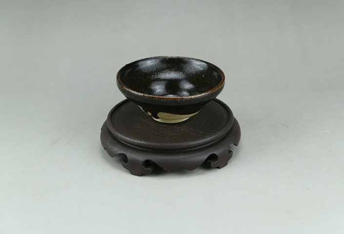 古玩陶瓷吉州窯黑釉茶盞真品鑒賞圖