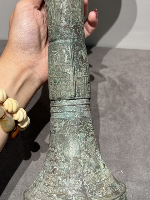 古玩銅器獸面紋青銅觚真品鑒賞圖