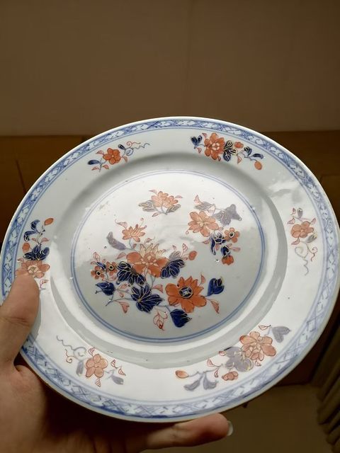 古玩陶瓷青花礬紅盤真品鑒賞圖