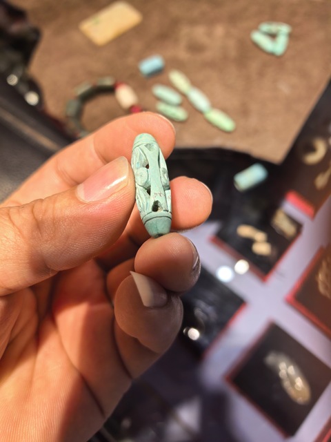 古玩玉器仿古松石管珠真品鑒賞圖