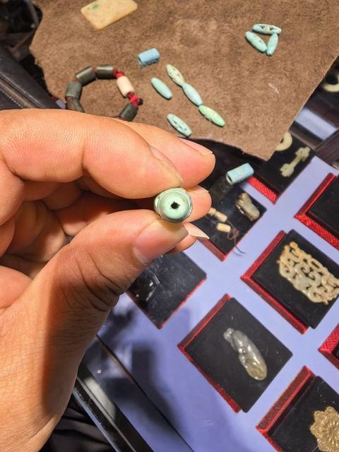 古玩玉器仿古松石管珠真品鑒賞圖