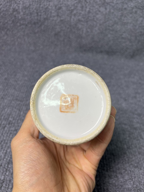 古玩陶瓷淺降彩高士童子紋筆筒真品鑒賞圖