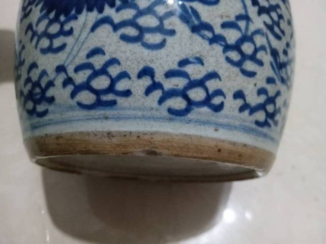 古玩陶瓷青花貓眼罐真品鑒賞圖