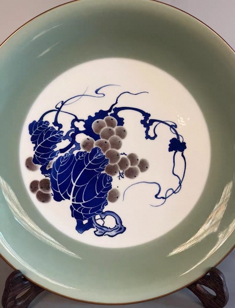 古玩陶瓷葡萄紋雙圈足盤真品鑒賞圖