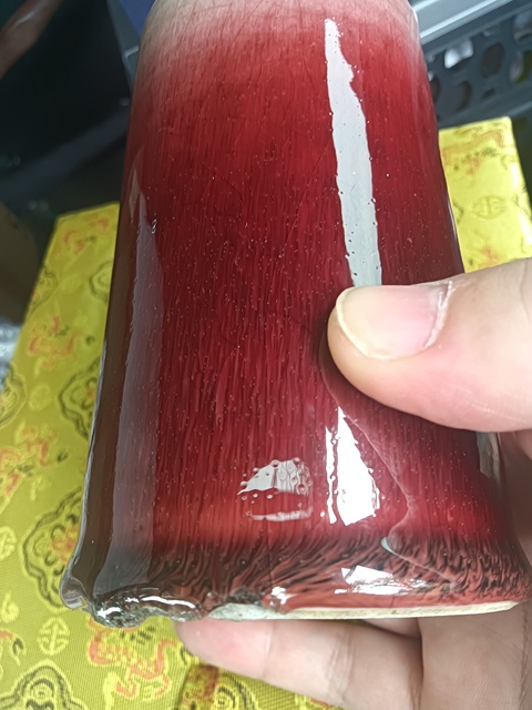 古玩陶瓷清晚·紅釉筆筒 真品鑒賞圖