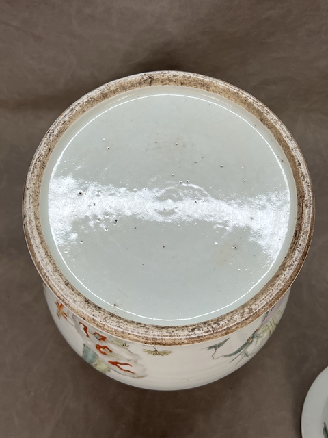 古玩陶瓷仕女紋粉彩將軍罐真品鑒賞圖