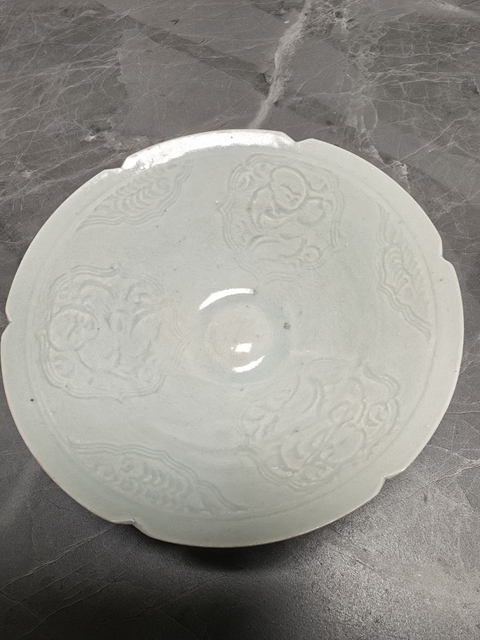 古玩陶瓷青白秞刻花碗真品鑒賞圖