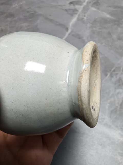 古玩陶瓷青白釉花口瓶真品鑒賞圖