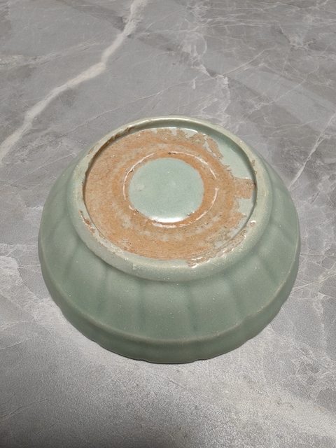 古玩陶瓷龍泉窯青釉洗真品鑒賞圖