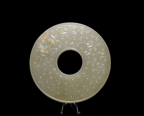 古玩玉器明代和田玉雕大玉璧 “魑龍紋璧”拍賣,當前價格10000000元