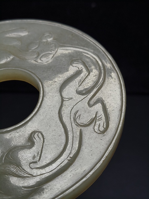 古玩玉器明代和田玉雕大玉璧 “魑龍紋璧”拍賣,當前價格10000000元