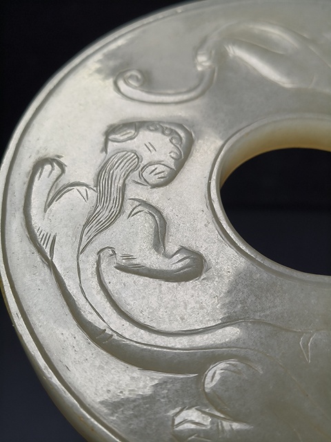 古玩玉器明代和田玉雕大玉璧 “魑龍紋璧”拍賣,當前價格10000000元