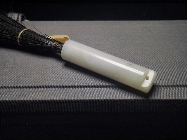 古玩玉器清代和田玉雕“素紋翎管”拍賣，當前價格10000000元