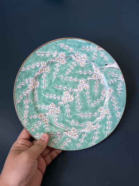 古玩陶瓷民國(guó)·素三彩綠冰梅大盤(pán)全品拍賣(mài)，當(dāng)前價(jià)格900元