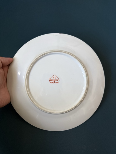 古玩陶瓷民國(guó)·素三彩綠冰梅大盤(pán)全品拍賣(mài)，當(dāng)前價(jià)格900元