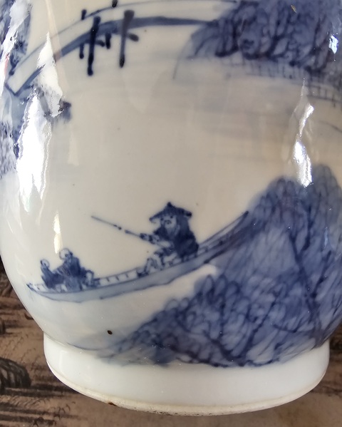 古玩陶瓷晚清?宣得年制款青花人物山水洗口瓶(超細路)拍賣,當前價格3500元