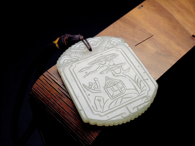 古玩玉器清中期和田玉雕“山水詩文”牌拍賣，當(dāng)前價格10000000元