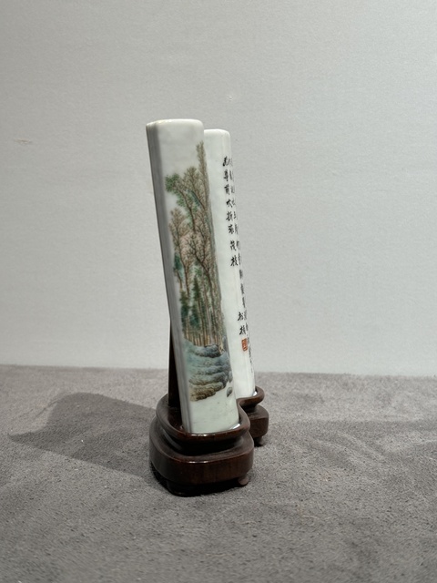 古玩陶瓷粉彩山水卷書壁擱真品鑒賞圖