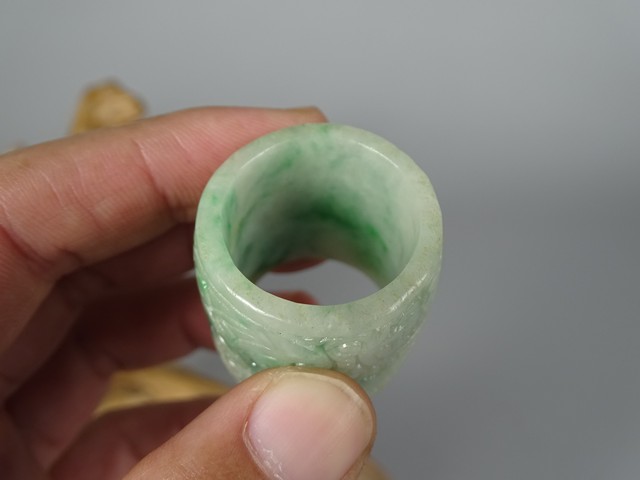 古玩玉器翡翠雕“福壽扳指”真品鑒賞圖