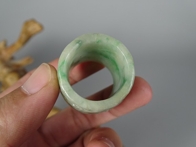 古玩玉器翡翠雕“福壽扳指”真品鑒賞圖