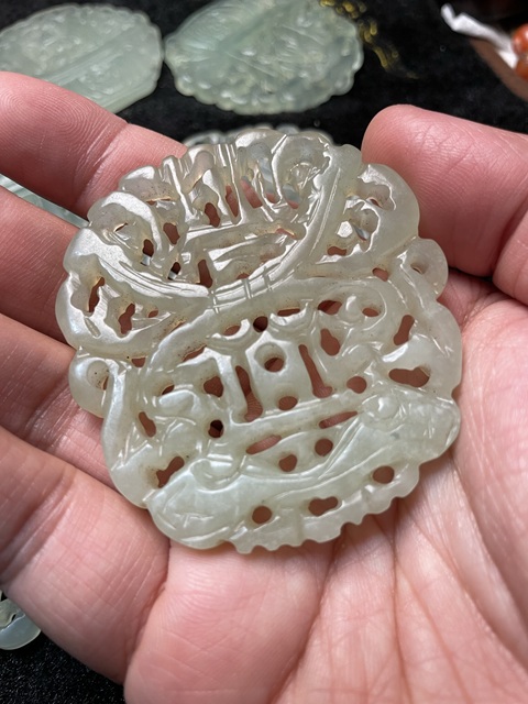 古玩玉器岫玉雕“提籃佩”真品鑒賞圖