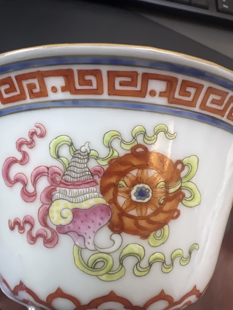 古玩陶瓷粉彩八寶紋三才蓋碗真品鑒賞圖