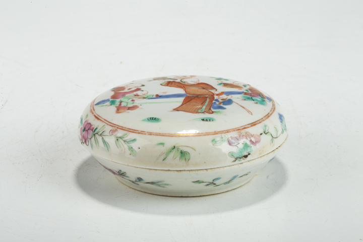 古玩陶瓷清晚·粉彩五子奪魁紋蓋盒真品鑒賞圖