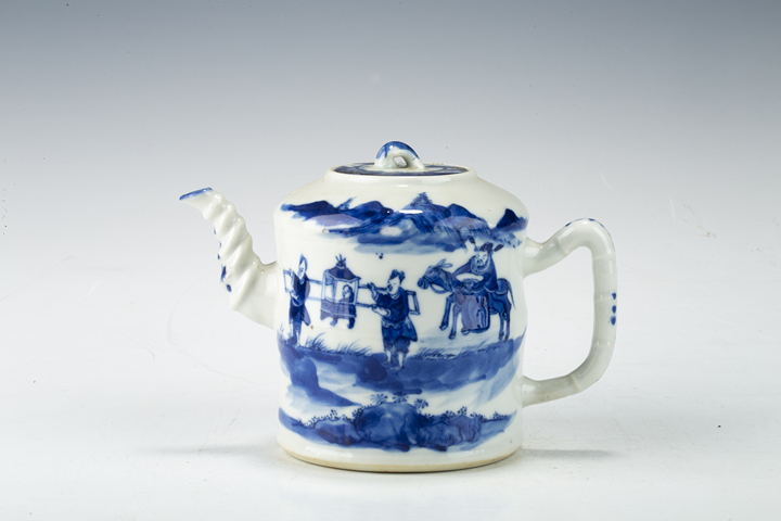 古玩陶瓷清晚·青花鐘馗嫁妹紋壺真品鑒賞圖