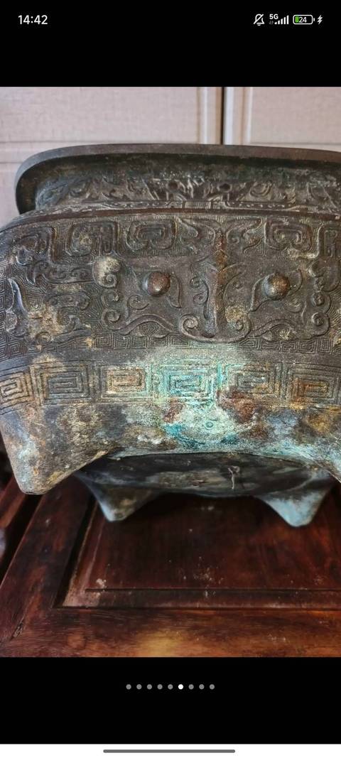 古玩銅器爐子真品鑒賞圖