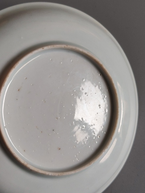 古玩陶瓷粉彩盤真品鑒賞圖