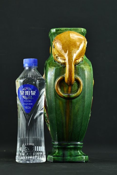 古玩陶瓷素三彩象耳瓶拍賣，當(dāng)前價格2600元