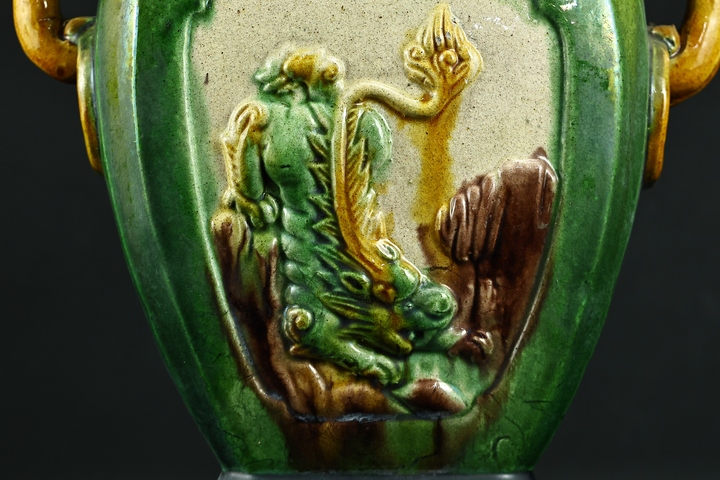 古玩陶瓷素三彩象耳瓶拍賣，當(dāng)前價格2600元