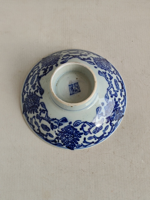 古玩陶瓷花卉紋青花碗拍賣，當前價格398元