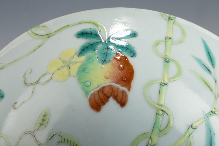 古玩陶瓷清光緒·粉彩過枝癩瓜紋碗拍賣，當前價格4248元