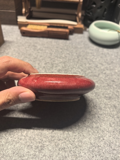 古玩陶瓷紅釉鏜鑼洗（D:10.6）拍賣(mài)，當(dāng)前價(jià)格6000元