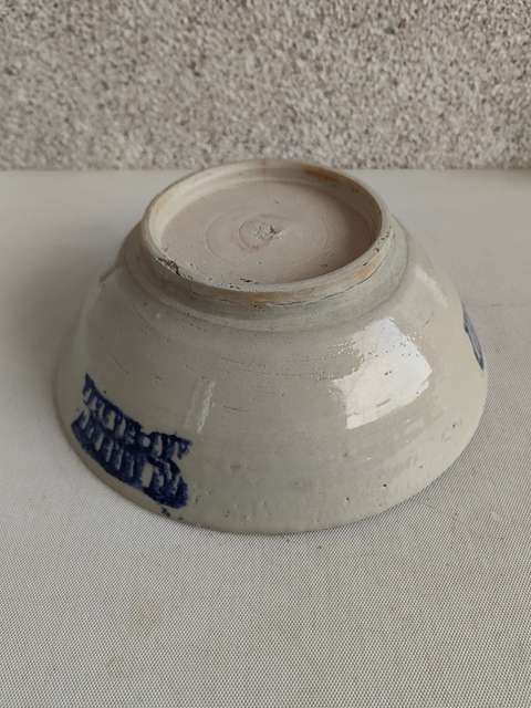 古玩陶瓷澀圈圈足疊燒工藝青花碗拍賣，當前價格398元