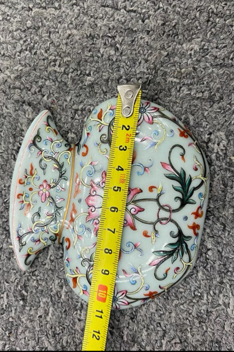 古玩陶瓷粉彩壁瓶真品鑒賞圖