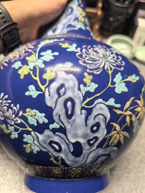 古玩陶瓷賞瓶真品鑒賞圖