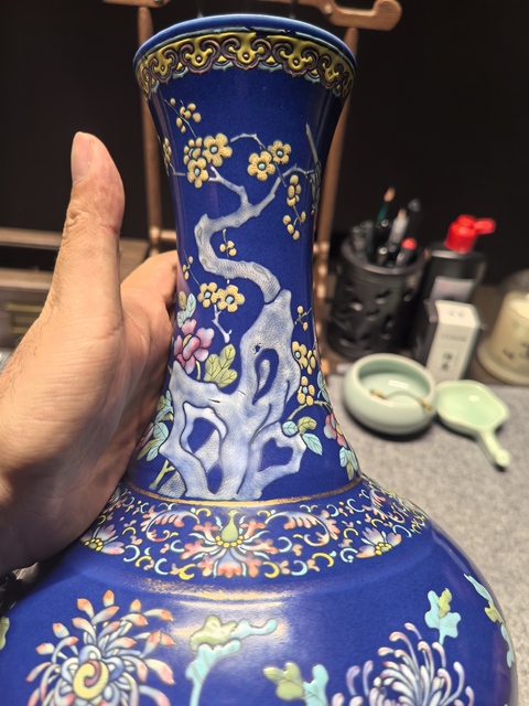 古玩陶瓷賞瓶真品鑒賞圖