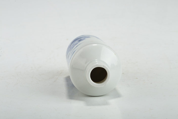 古玩陶瓷清晚·青花釉里紅人物故事紋鼻煙壺真品鑒賞圖