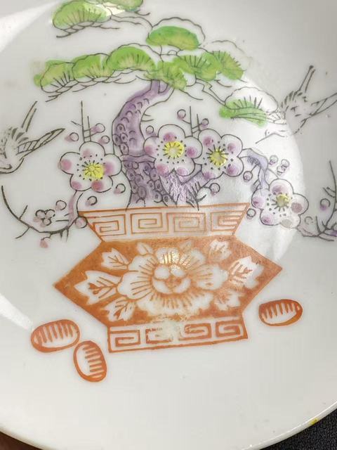 古玩陶瓷民國粉彩花卉紋盤拍賣,當前價格760元