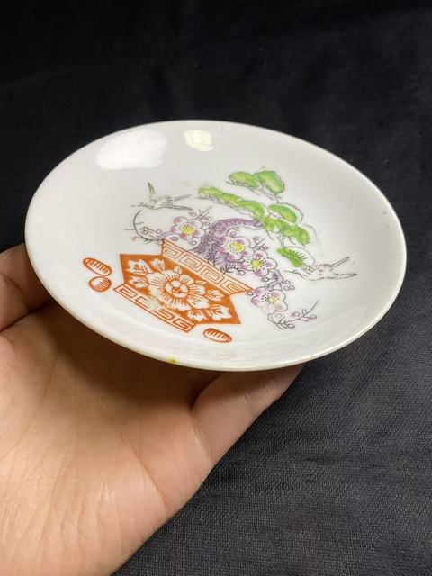 古玩陶瓷民國粉彩花卉紋盤拍賣,當前價格760元