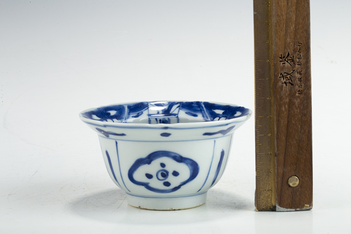 古玩陶瓷明晚·青花花鳥紋克拉克杯真品鑒賞圖