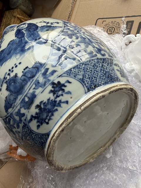 古玩陶瓷青花人物故事紋撇口瓶真品鑒賞圖