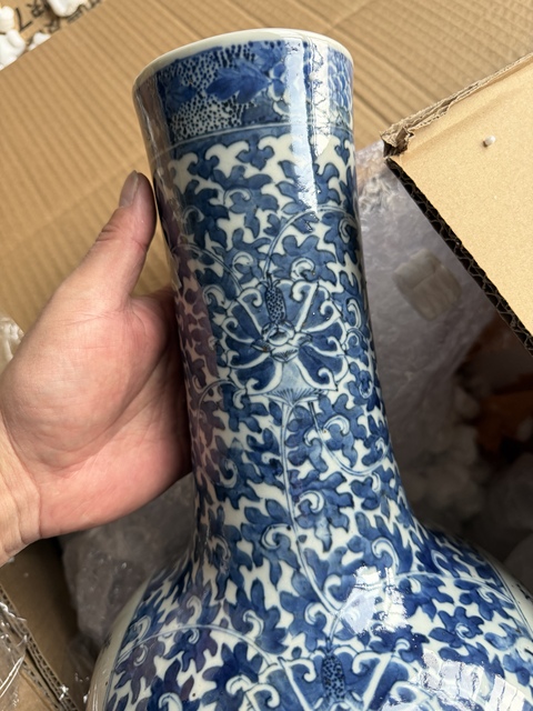 古玩陶瓷青花人物故事紋撇口瓶真品鑒賞圖