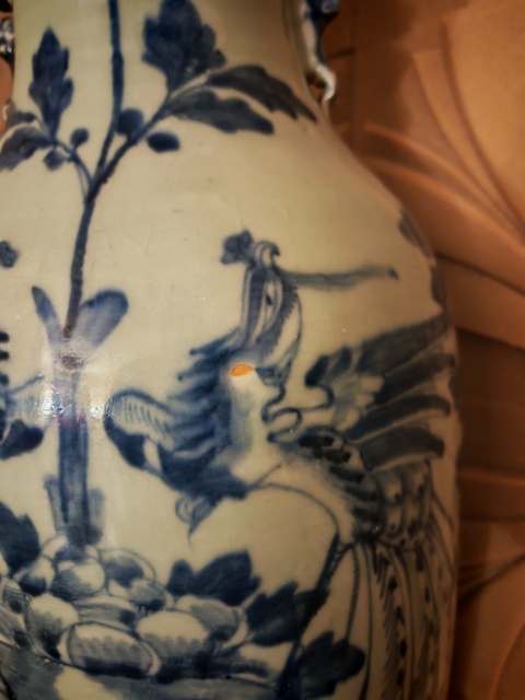 古玩陶瓷清晚·豆青青花鳳凰牡丹紋雙獅耳大瓶拍賣，當前價格4500元