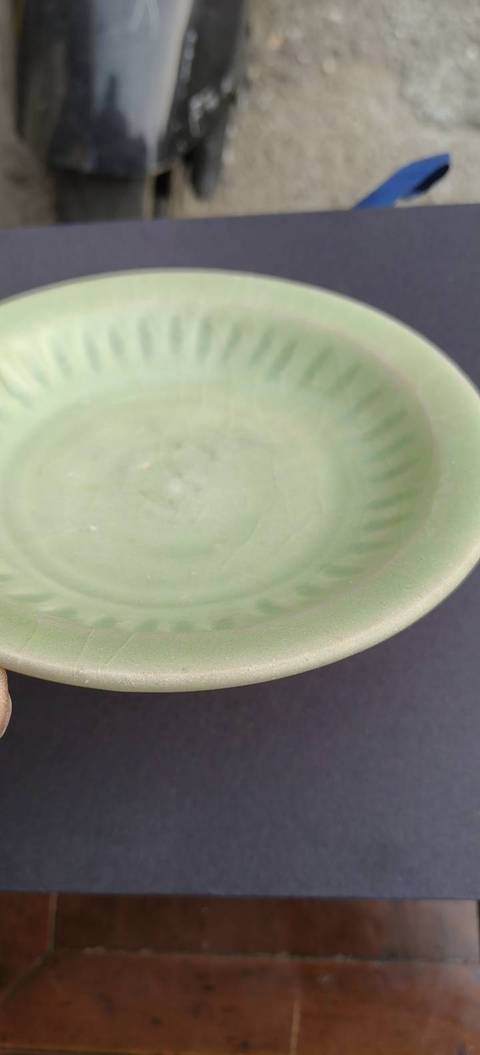 古玩陶瓷龍泉青瓷盤真品鑒賞圖