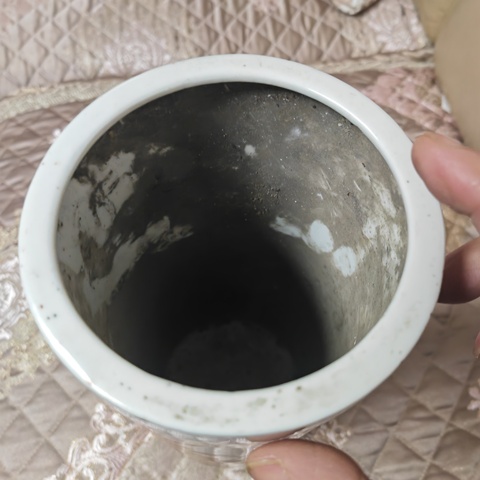 古玩陶瓷礬紅花卉紋帽筒真品鑒賞圖