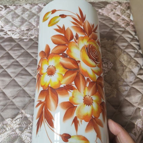 古玩陶瓷礬紅花卉紋帽筒真品鑒賞圖