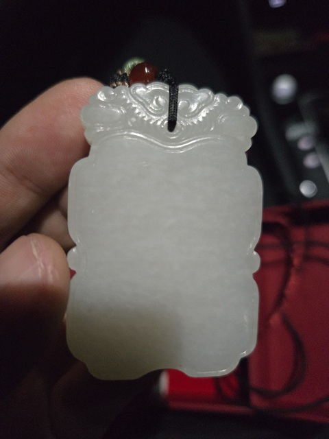 古玩玉器和田玉雕“平安無事”牌拍賣，當前價格1899元